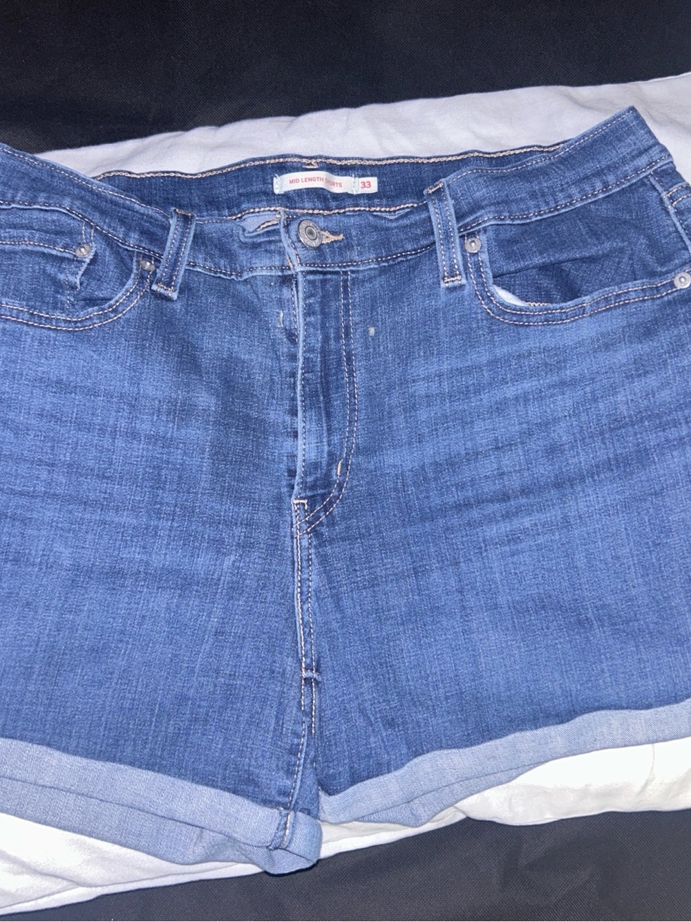 Women’s Boyfriend Denim Shorts in Mid Blue Waist 33